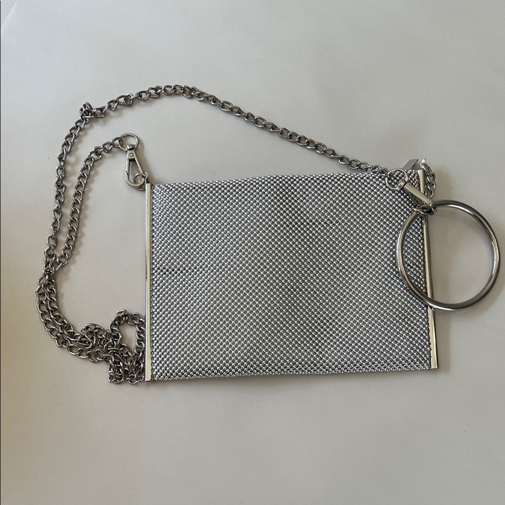 Estee & Lilly Silver Mesh Clutch Crossbody Bag with Ring Handle & Chain Strap